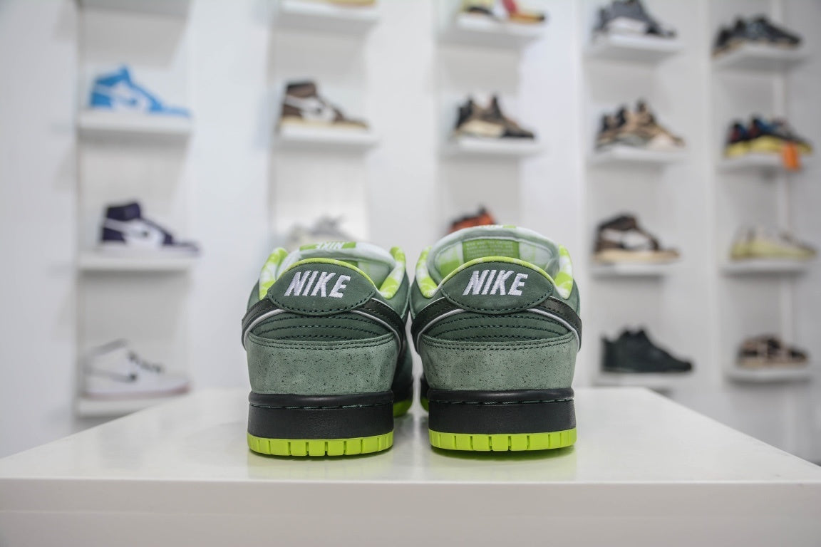 CONCEPTS x NIKE SB DUNK LOW GREEN LOBSTER - traseira