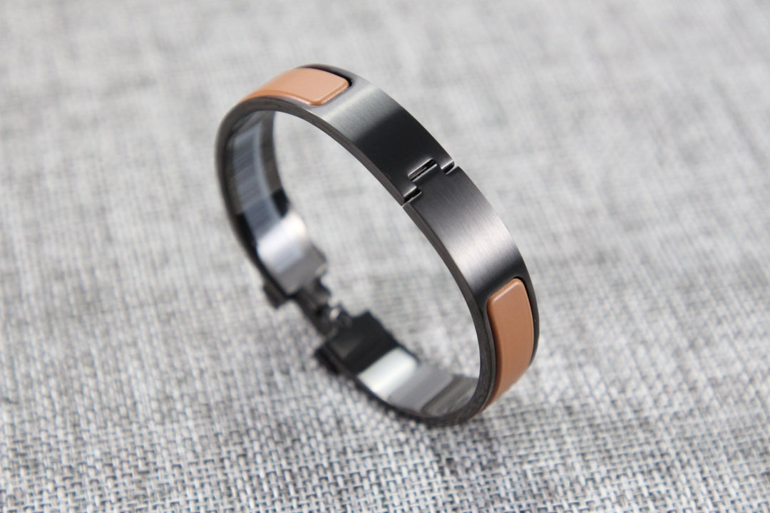 Hermès Clic H - Caramelo/Preto - foto 3