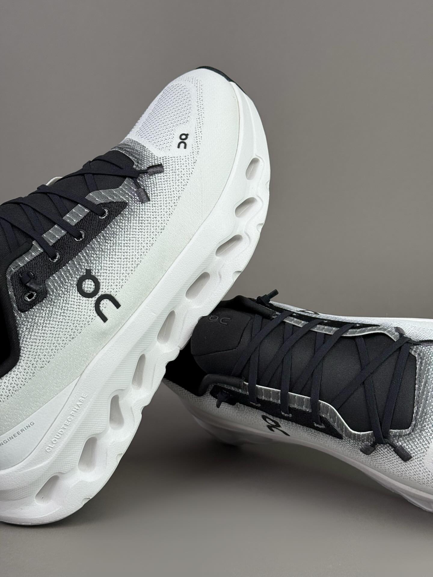 On Running 'Cloudsurfer'