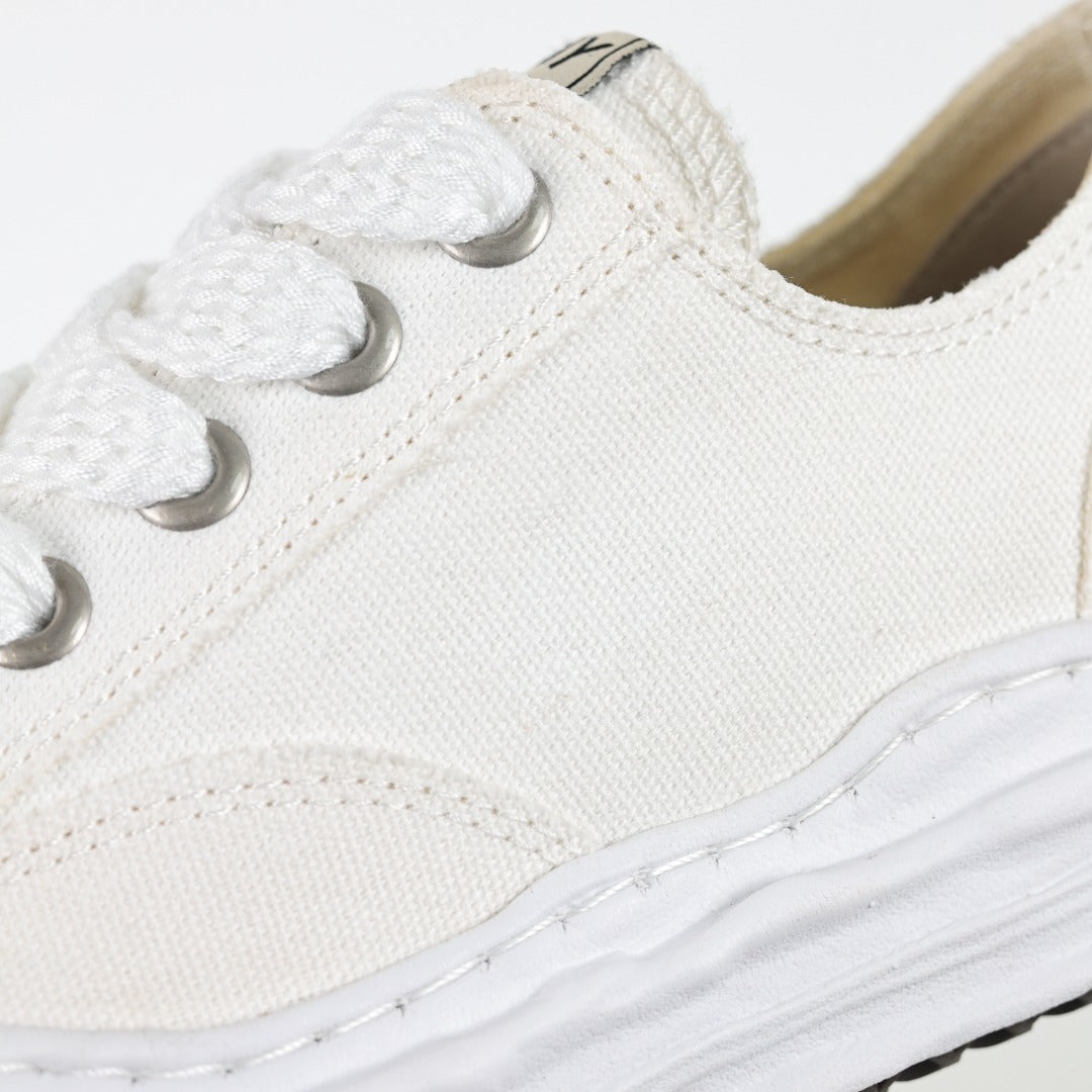 Maison Mihara Yasuhiro Blakey White White detalhe