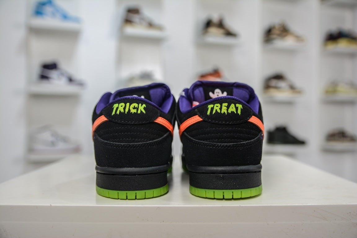 NIKE SB DUNK LOW NIGHT OF MISCHIEF - traseira
