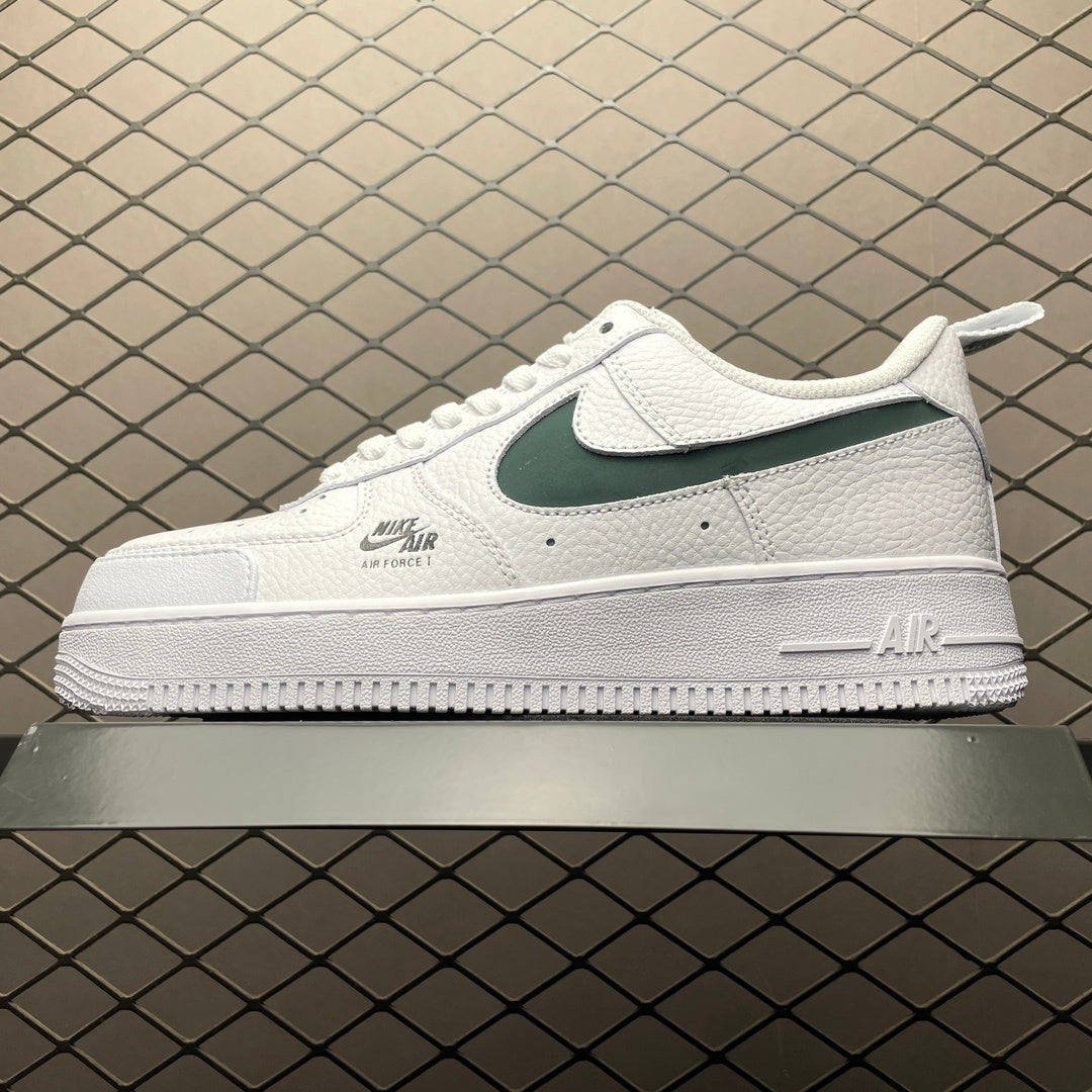 Nike Air Force 1 Low Jewel branco verde lateral oposta