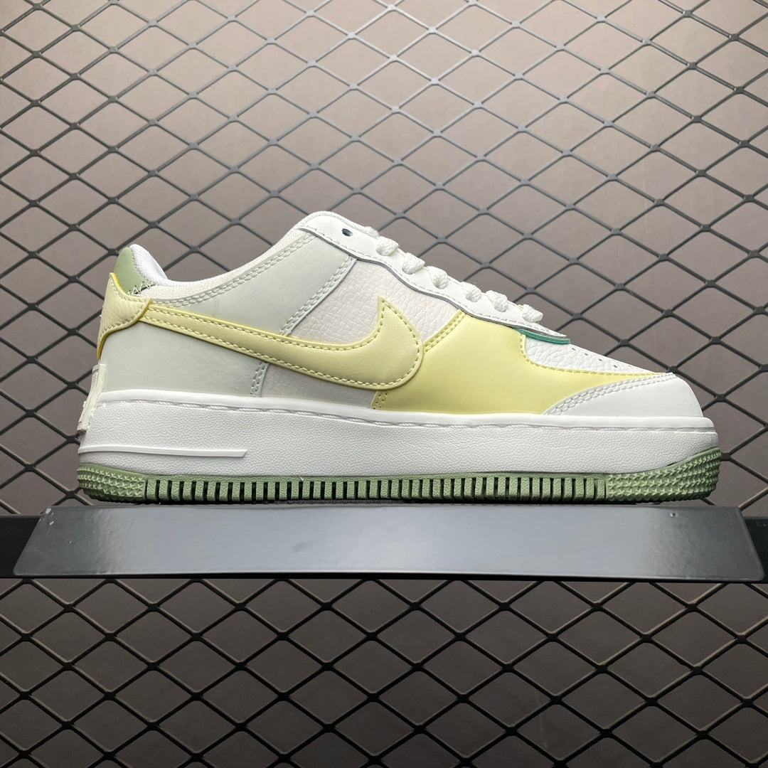 Nike Air Force 1 Shadow Sage Green - lateral