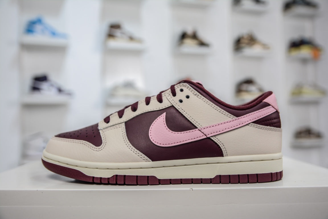 Nike Dunk Low 'Valentine's Day 2023' - foto principal
