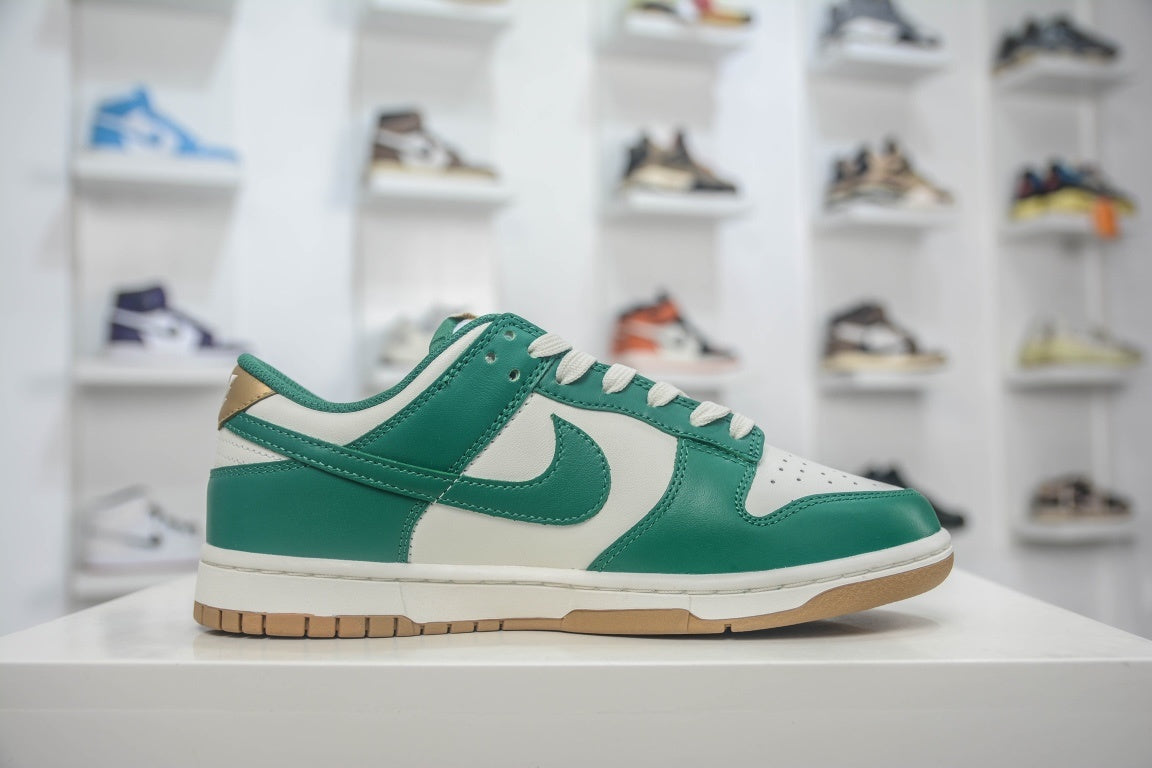 Nike Dunk Low Malachite University Gold - lateral
