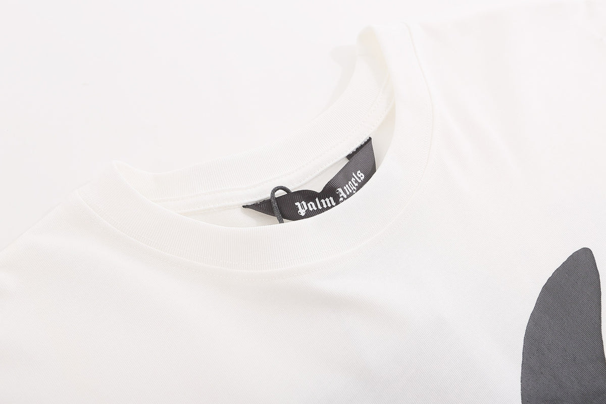 Detalhe da gola da camiseta Palm Angels Honfer Oversized