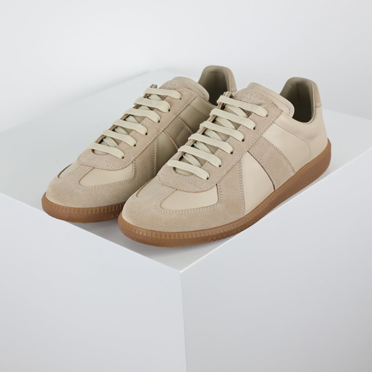 Tênis Maison Margiela Low Top bege - vista principal