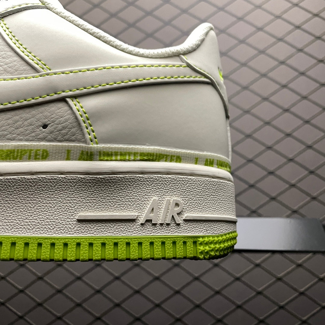 UNINTERRUPTED x Nike Air Force 1 Low More Than An Athlete - detalhe