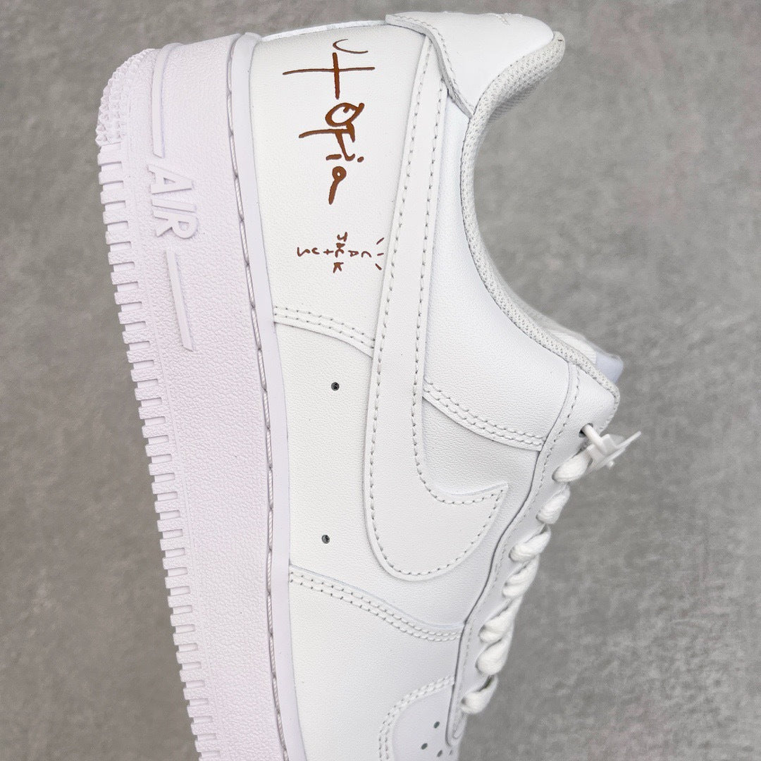 TRAVIS SCOTT x NIKE AIR FORCE 1 LOW UTOPIA - par