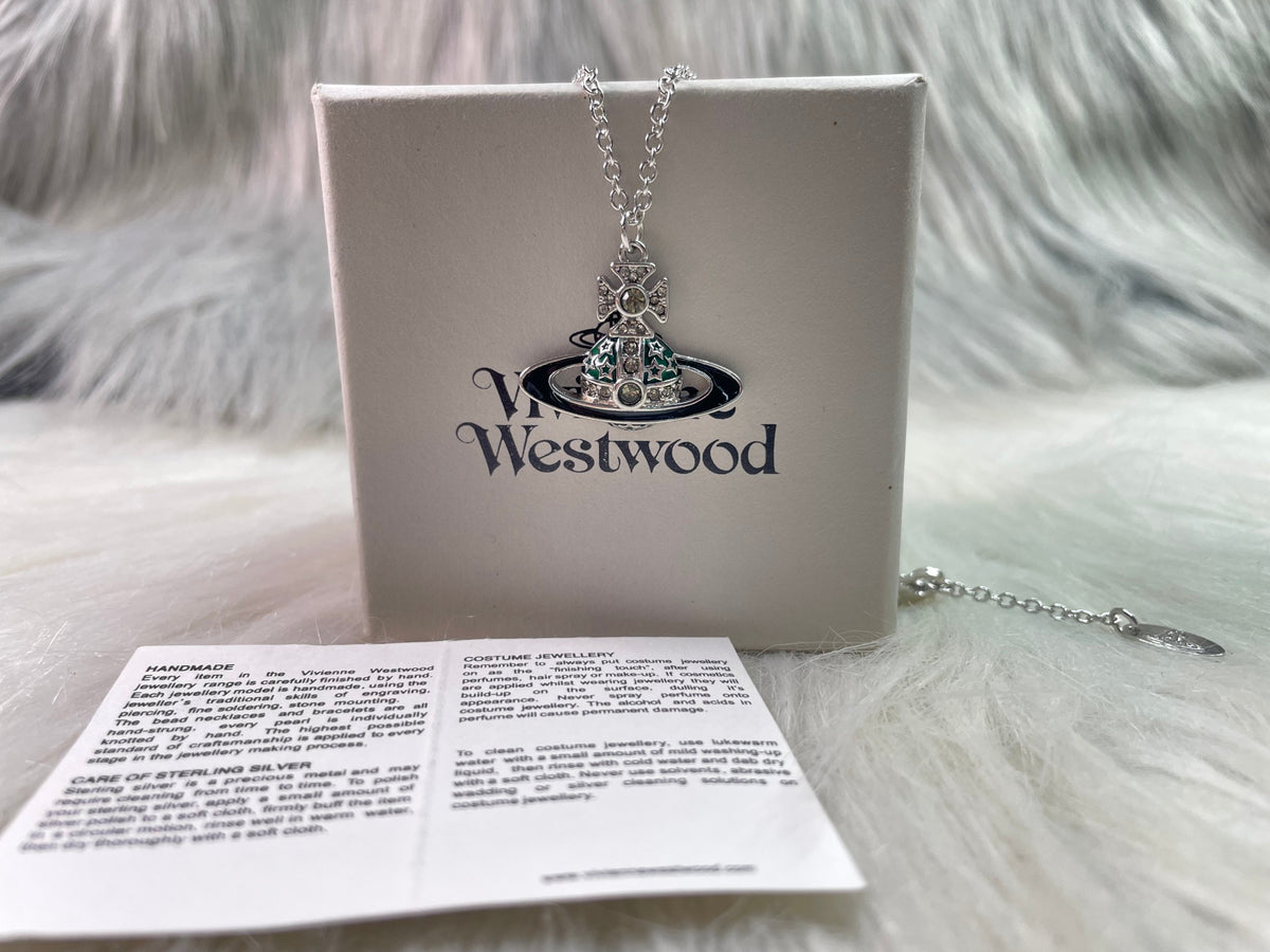 Vivienne Westwood Medium Orb Necklace com embalagem